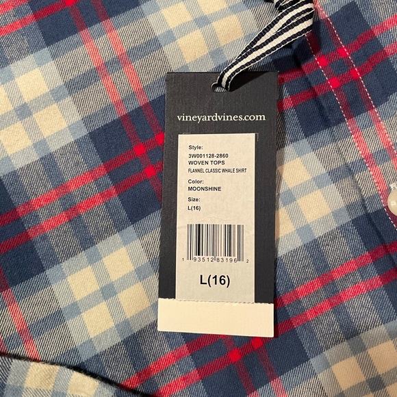 Vineyard Vines boy’s flannel shirt - Picture 3 of 4